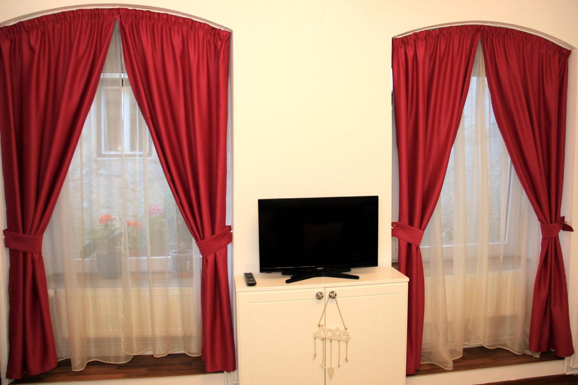 John Residence Apartment Brasov With Parking Option Esterno foto