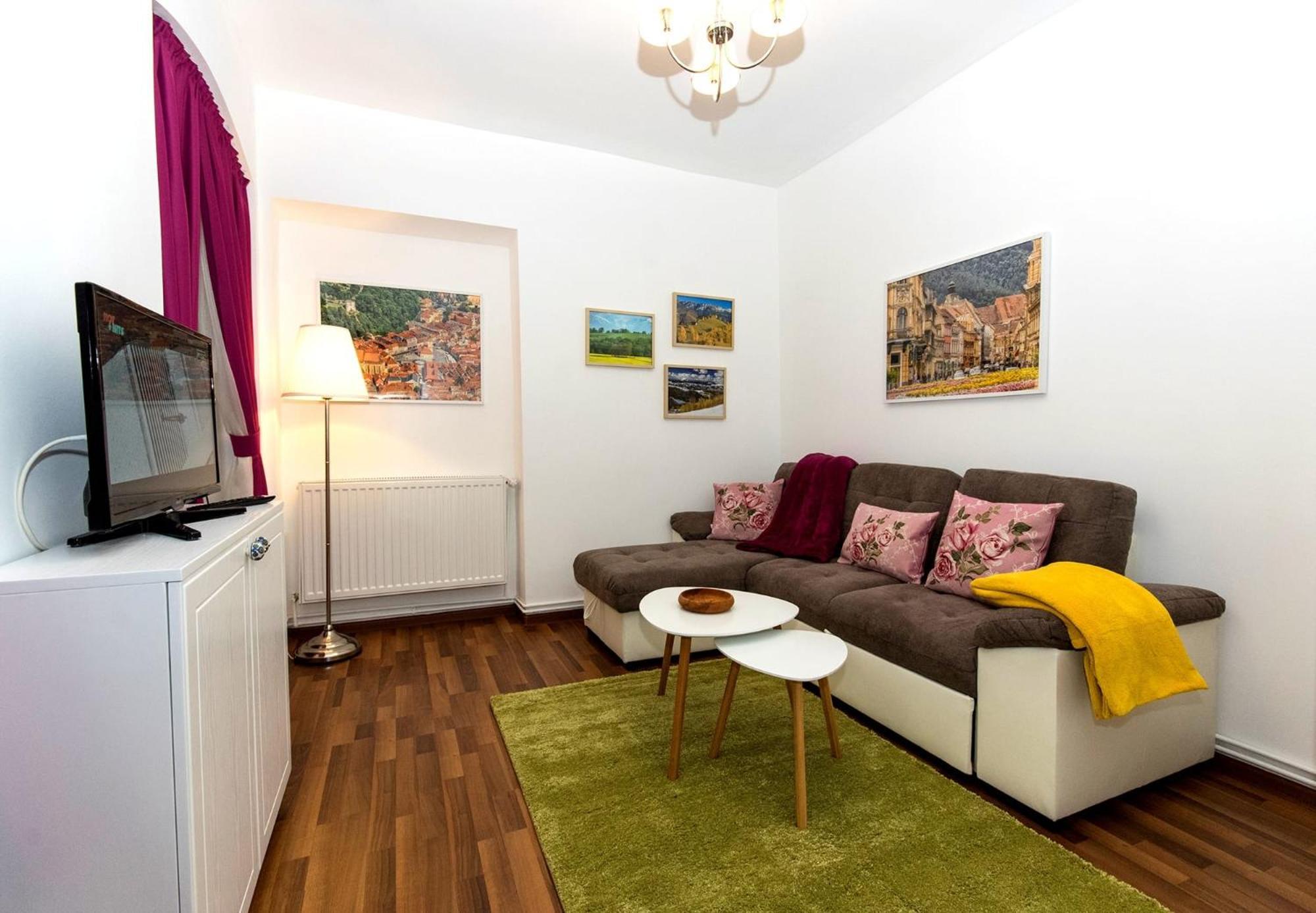 John Residence Apartment Brasov With Parking Option Esterno foto