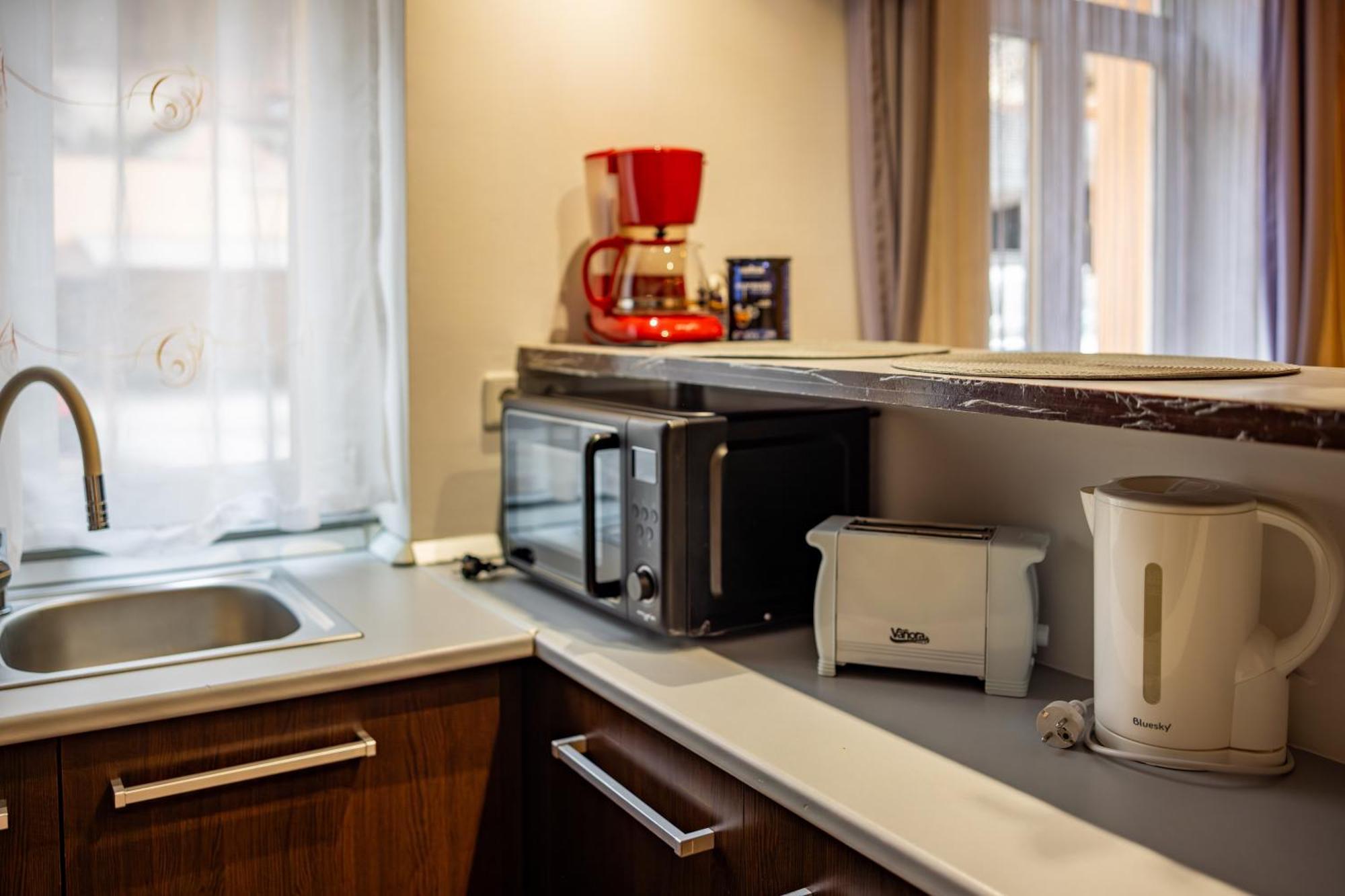 John Residence Apartment Brasov With Parking Option Esterno foto