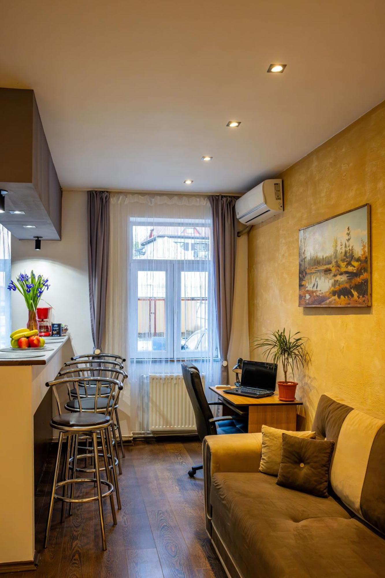 John Residence Apartment Brasov With Parking Option Esterno foto